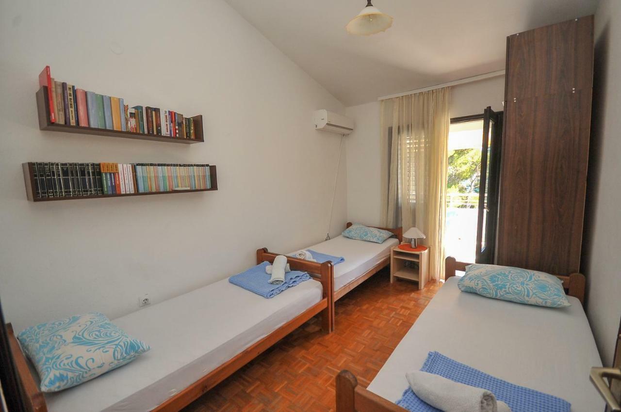 Apartments Kuc บาร์ ภายนอก รูปภาพ